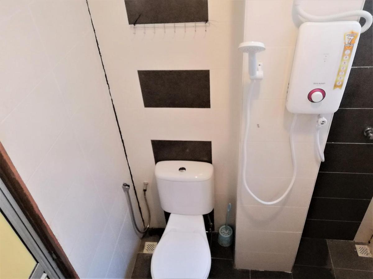 Oyo 89954 D'Yan Chalet Kültér fotó